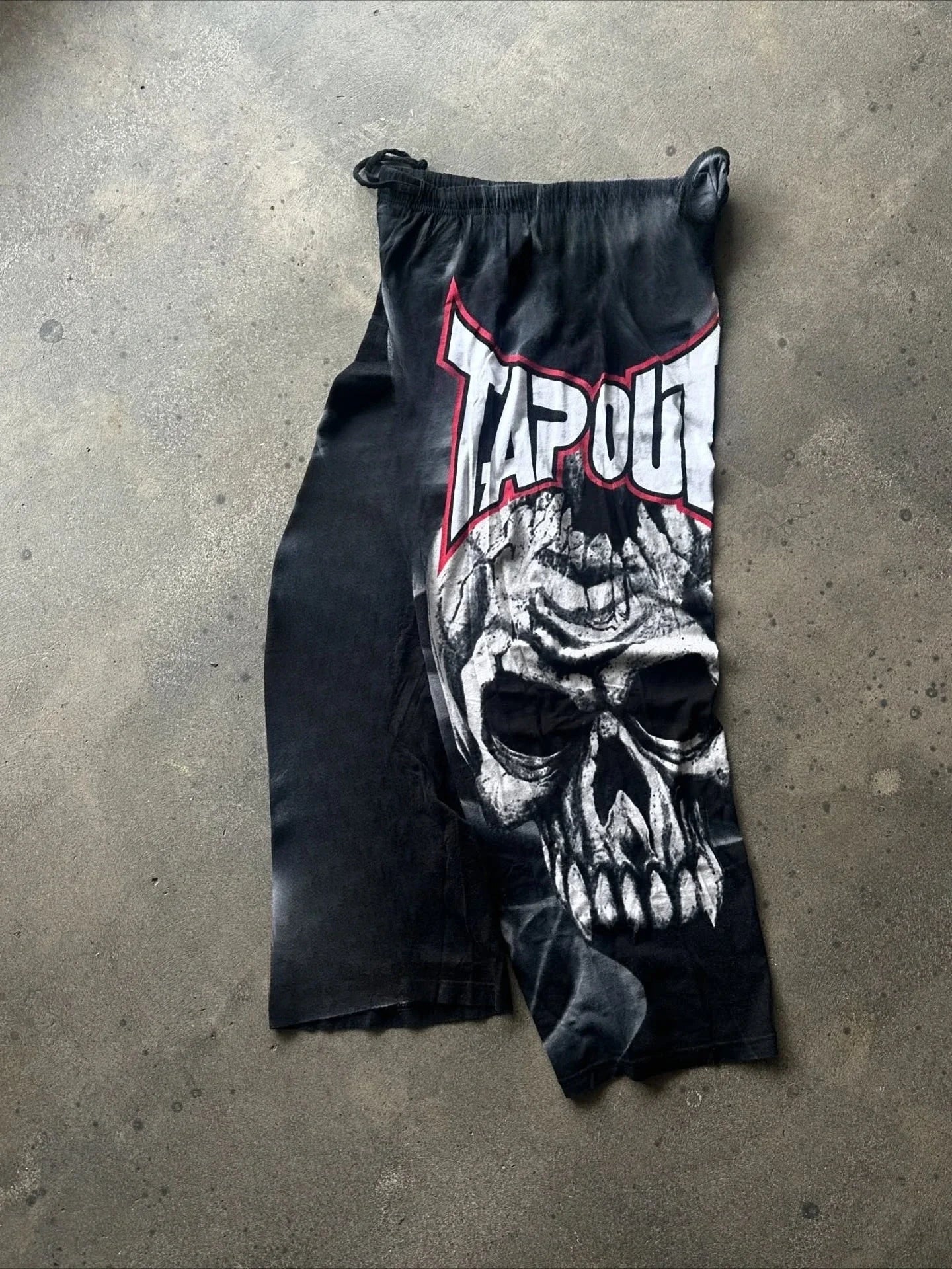 GOTHIC SKULL TRIBAL SWEATPANTS